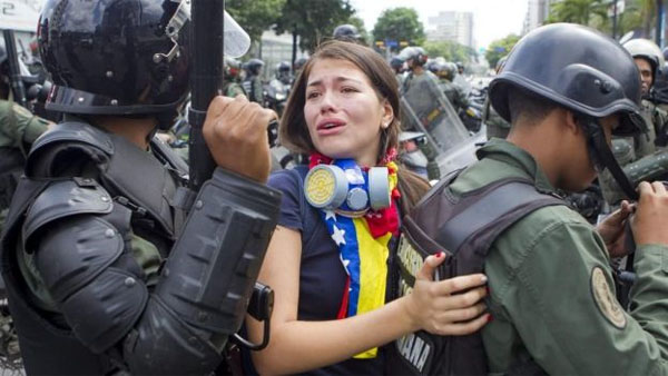 Las asociaciones de egresados universitarios se pronuncian ante la violación de los DDHH en Venezuela
